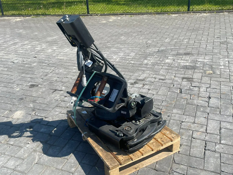 STEELWRIST X07 S40 GR FPH GEN 2 | S40 | GRIPPER | NEW / UNUSED - Tiltrotators - Celtniecības tehnika: foto 3 STEELWRIST X07 S40 GR FPH GEN 2 | S40 | GRIPPER | NEW / UNUSED - Tiltrotators - Celtniecības tehnika: foto 3