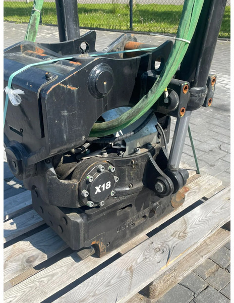 STEELWRIST X18 SQ60-5 | S60 | OILQUICK SYSTEM | CLS - Tiltrotators - Celtniecības tehnika: foto 4 STEELWRIST X18 SQ60-5 | S60 | OILQUICK SYSTEM | CLS - Tiltrotators - Celtniecības tehnika: foto 4