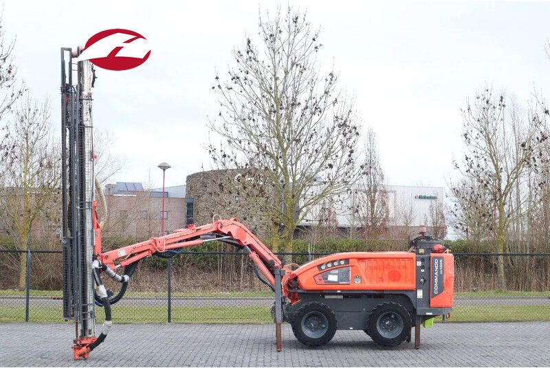 Sandvik COMMANDO DC130 Ri | SURFACE DRILLING RIG | REMOTE - Urbšanas mašīna: foto 1 Sandvik COMMANDO DC130 Ri | SURFACE DRILLING RIG | REMOTE - Urbšanas mašīna: foto 1
