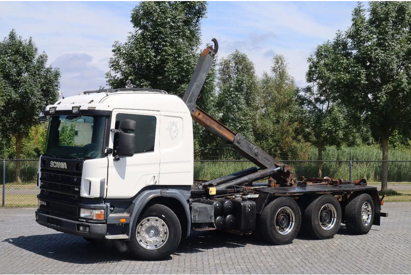 Scania P124-420 | 8X4 | HOOKLIFT | MANUAL | BIG AXLES | EURO 3 - Pacēlājs ar āķi: foto 1 Scania P124-420 | 8X4 | HOOKLIFT | MANUAL | BIG AXLES | EURO 3 - Pacēlājs ar āķi: foto 1