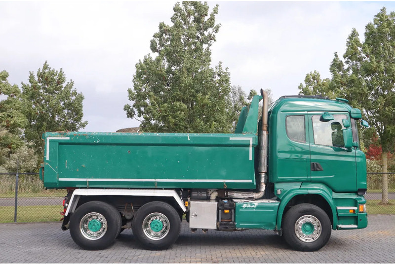 Scania R580 V8 | 6X4 | FULL STEEL | BIG AXLES | RETARDER | EURO 6 - Kravas automašīna pašizgāzējs: foto 4 Scania R580 V8 | 6X4 | FULL STEEL | BIG AXLES | RETARDER | EURO 6 - Kravas automašīna pašizgāzējs: foto 4