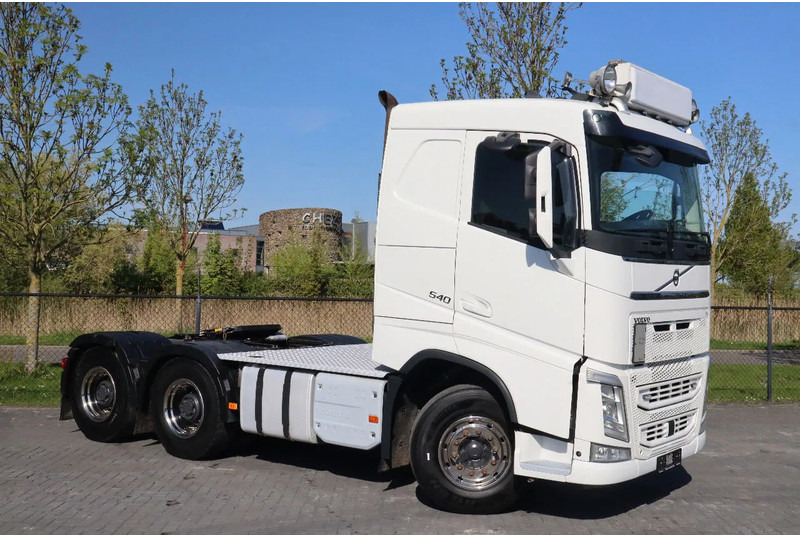 Volvo FH 13.540 6X4 | TANDEM LIFT | RETARDER | BIG AXLES | HYDR. | EURO 6 - Vilcējs: foto 3 Volvo FH 13.540 6X4 | TANDEM LIFT | RETARDER | BIG AXLES | HYDR. | EURO 6 - Vilcējs: foto 3