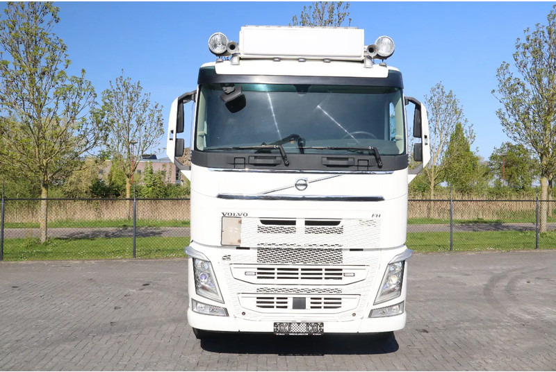 Volvo FH 13.540 6X4 | TANDEM LIFT | RETARDER | BIG AXLES | HYDR. | EURO 6 - Vilcējs: foto 2 Volvo FH 13.540 6X4 | TANDEM LIFT | RETARDER | BIG AXLES | HYDR. | EURO 6 - Vilcējs: foto 2