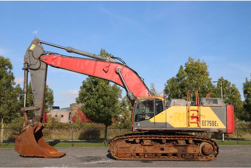 Volvo EC 750 EL | BUCKET | HYDRAULIC QUICK COUPLER - Kāpurķēžu ekskavators: foto 1 Volvo EC 750 EL | BUCKET | HYDRAULIC QUICK COUPLER - Kāpurķēžu ekskavators: foto 1