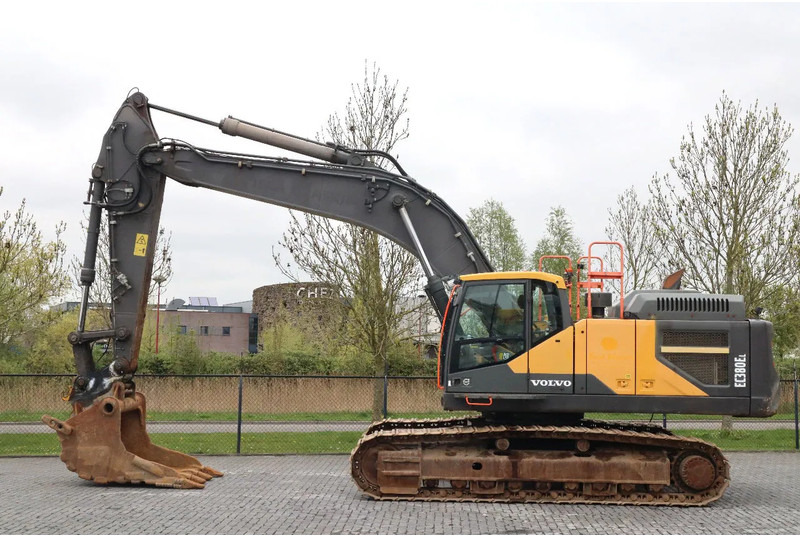 Volvo EC380EL | EC 380 EL | BUCKET | QUICK COUPLER - Kāpurķēžu ekskavators: foto 1 Volvo EC380EL | EC 380 EL | BUCKET | QUICK COUPLER - Kāpurķēžu ekskavators: foto 1