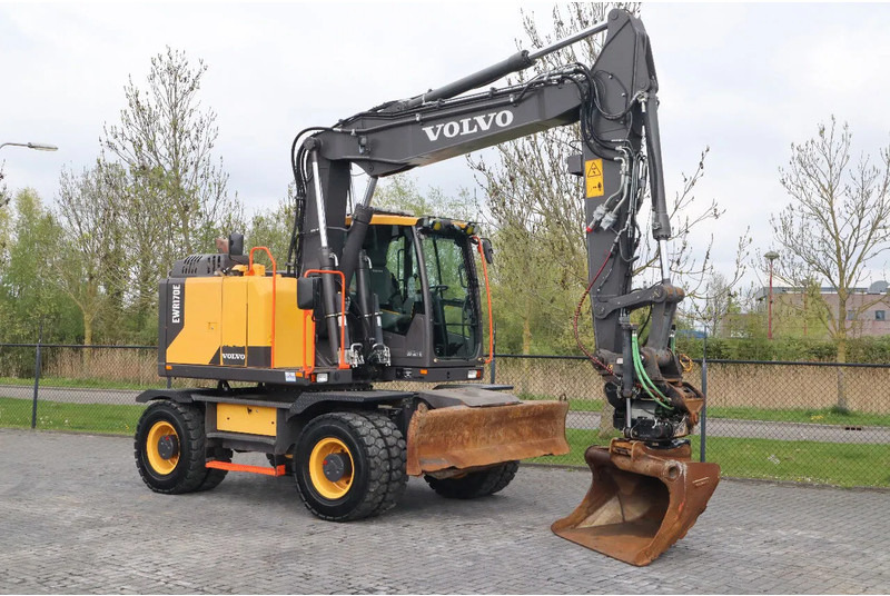 Volvo EWR 170 E | ROTOTILT | BUCKET | DOZERBLADE | TRAILER HYDR - Riteņu ekskavators: foto 5 Volvo EWR 170 E | ROTOTILT | BUCKET | DOZERBLADE | TRAILER HYDR - Riteņu ekskavators: foto 5