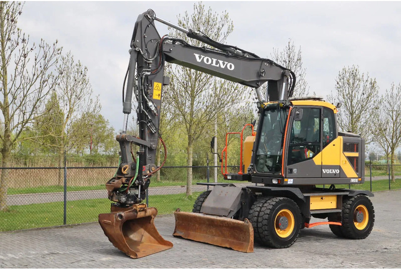 Volvo EWR 170 E | ROTOTILT | BUCKET | DOZERBLADE | TRAILER HYDR - Riteņu ekskavators: foto 2 Volvo EWR 170 E | ROTOTILT | BUCKET | DOZERBLADE | TRAILER HYDR - Riteņu ekskavators: foto 2