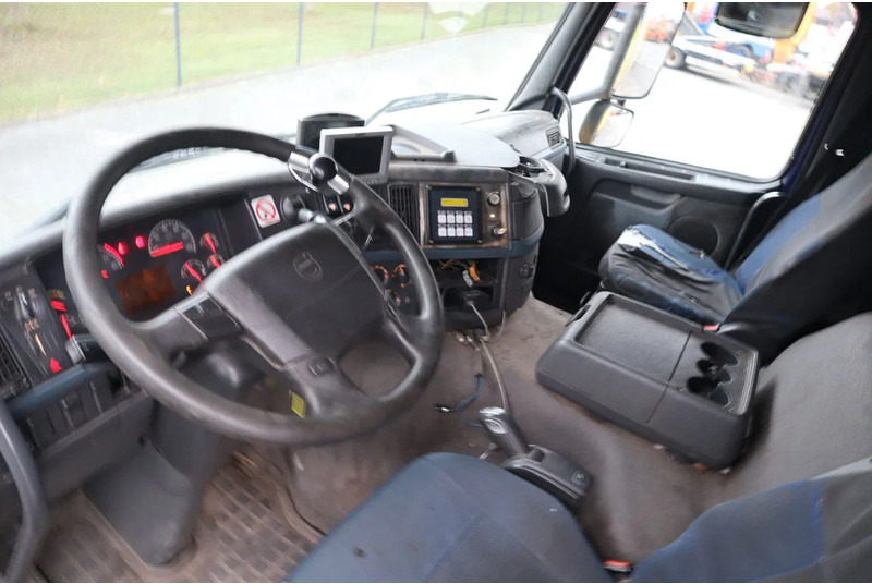Volvo FM 9.260 6X2 EURO 3 GARBAGE | MULLWAGEN līzingu Volvo FM 9.260 6X2 EURO 3 GARBAGE | MULLWAGEN: foto 16