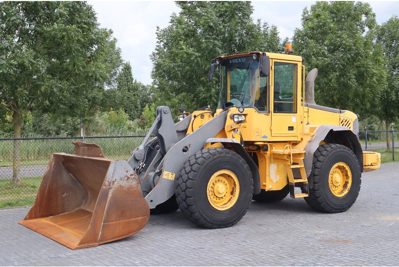Volvo L70E | BUCKET | QUICK COUPLER | EXTRA FUNCT | AIRCO - Riteņu iekrāvējs: foto 2 Volvo L70E | BUCKET | QUICK COUPLER | EXTRA FUNCT | AIRCO - Riteņu iekrāvējs: foto 2