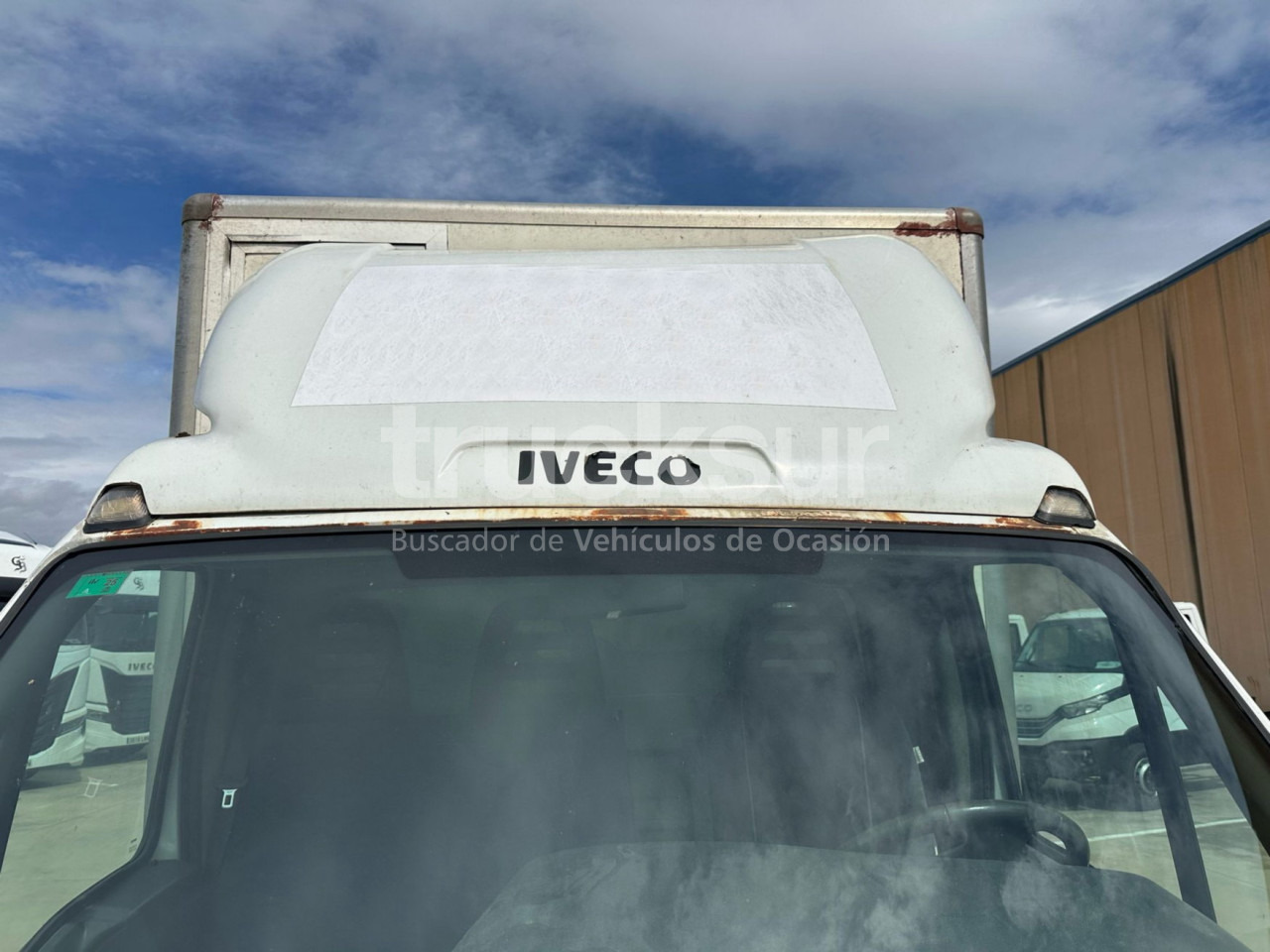 IVECO 35C14 - Furgons ar slēgtā virsbūve: foto 4 IVECO 35C14 - Furgons ar slēgtā virsbūve: foto 4