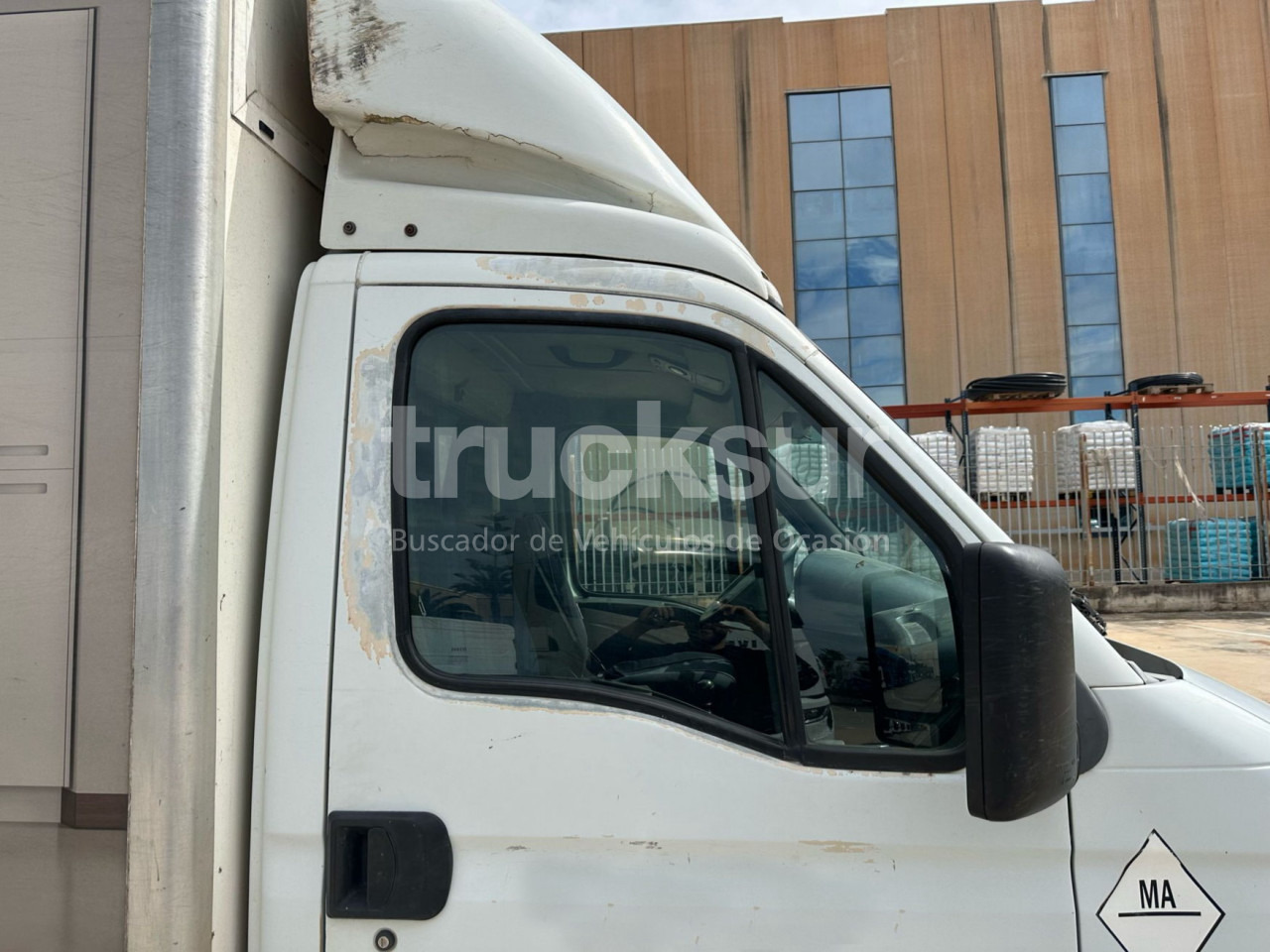 IVECO 35C14 - Furgons ar slēgtā virsbūve: foto 5 IVECO 35C14 - Furgons ar slēgtā virsbūve: foto 5