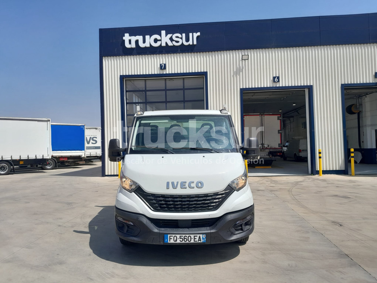 IVECO 35C14 - Piekabe pašizgāzējs: foto 1 IVECO 35C14 - Piekabe pašizgāzējs: foto 1
