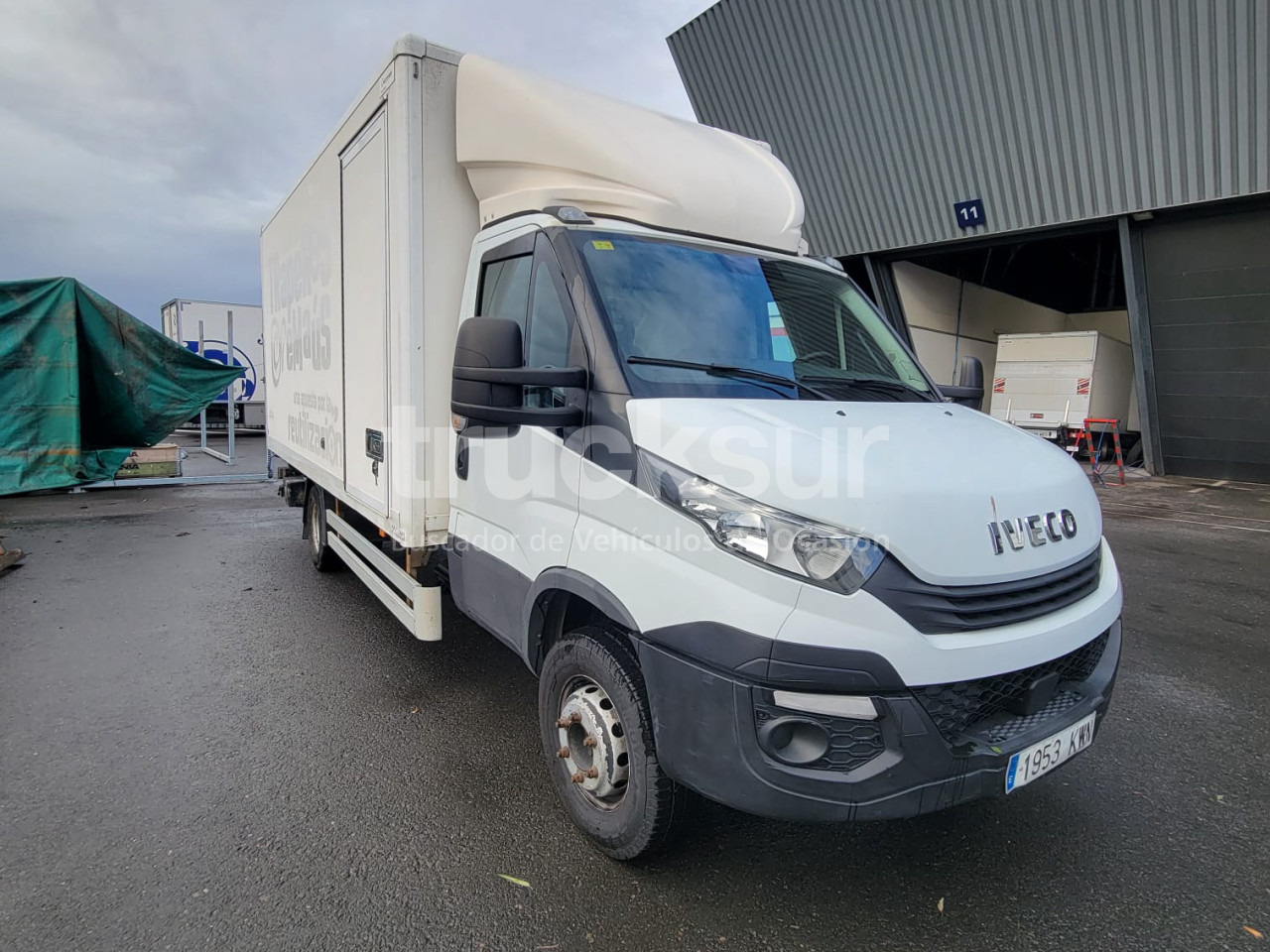 IVECO 72C18 P/E - Kravas automašīna ar slēgto virsbūvi: foto 1 IVECO 72C18 P/E - Kravas automašīna ar slēgto virsbūvi: foto 1