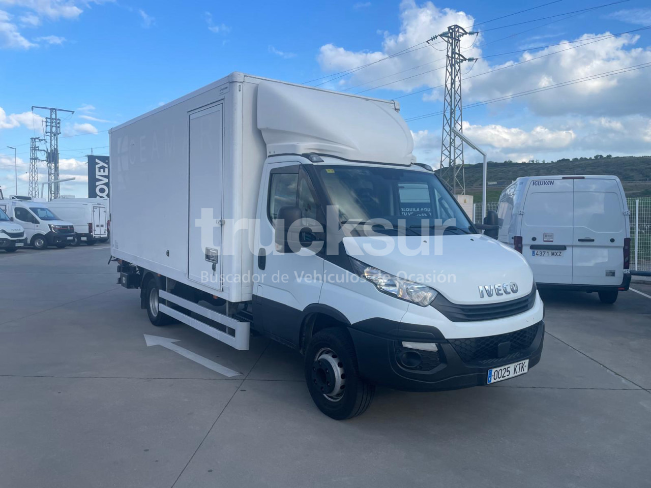 IVECO 72C18 P/E - Kravas automašīna ar slēgto virsbūvi: foto 1 IVECO 72C18 P/E - Kravas automašīna ar slēgto virsbūvi: foto 1
