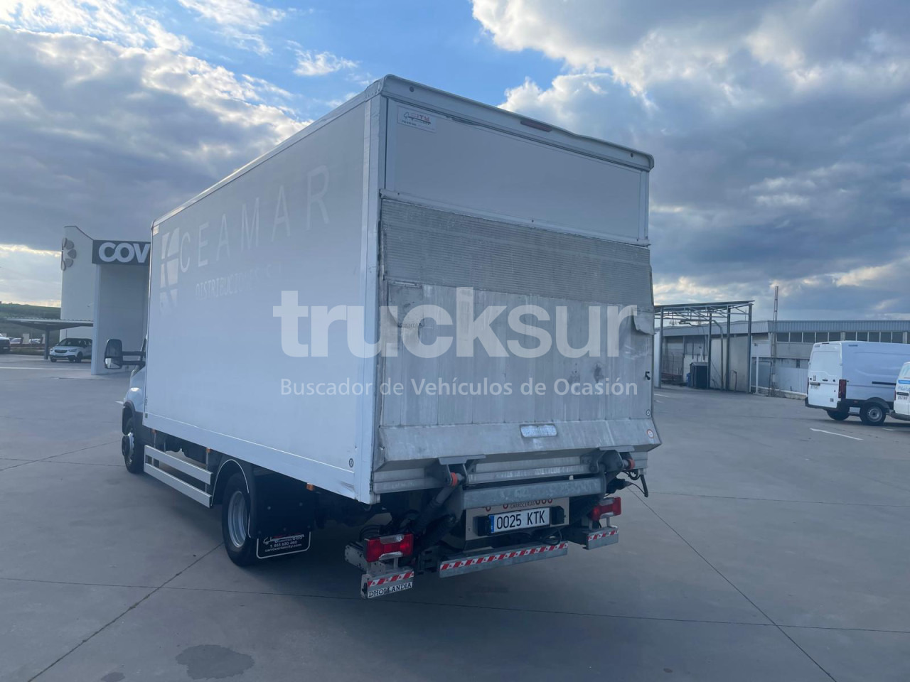 IVECO 72C18 P/E - Kravas automašīna ar slēgto virsbūvi: foto 3 IVECO 72C18 P/E - Kravas automašīna ar slēgto virsbūvi: foto 3
