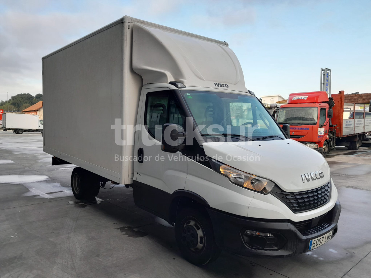 IVECO DAILY 35C16H - Furgons ar slēgtā virsbūve: foto 2 IVECO DAILY 35C16H - Furgons ar slēgtā virsbūve: foto 2