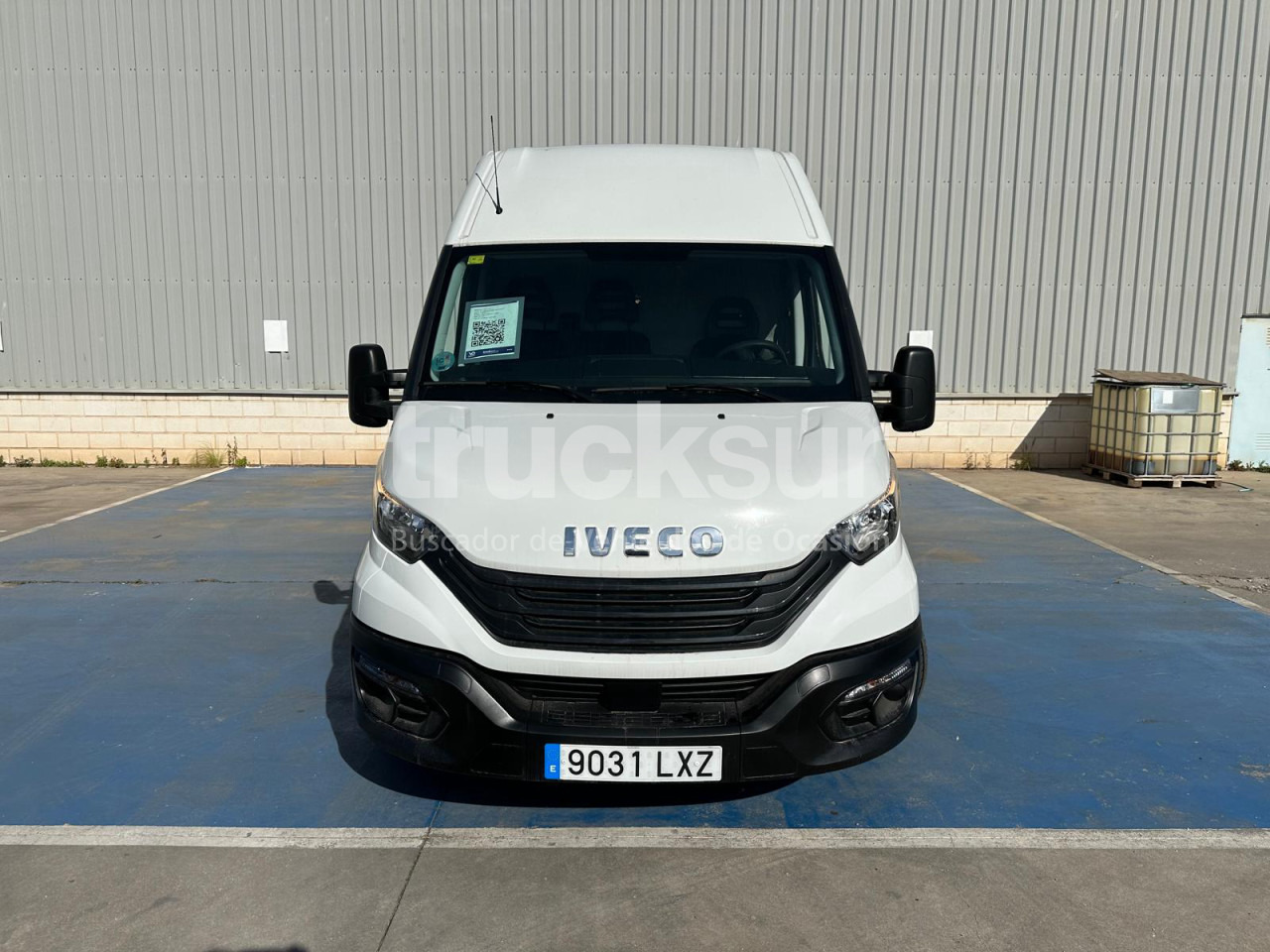 IVECO DAILY 35S16 F 12M3 - Furgons ar slēgtā virsbūve: foto 3 IVECO DAILY 35S16 F 12M3 - Furgons ar slēgtā virsbūve: foto 3