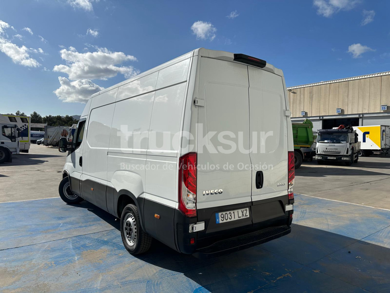 IVECO DAILY 35S16 F 12M3 - Furgons ar slēgtā virsbūve: foto 5 IVECO DAILY 35S16 F 12M3 - Furgons ar slēgtā virsbūve: foto 5