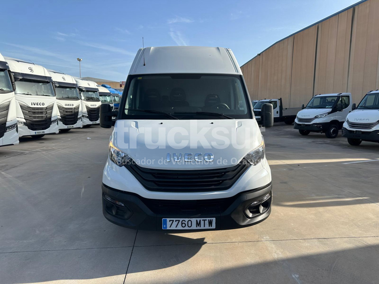 IVECO DAILY 35S16 F 16M3 - Furgons ar slēgtā virsbūve: foto 3 IVECO DAILY 35S16 F 16M3 - Furgons ar slēgtā virsbūve: foto 3