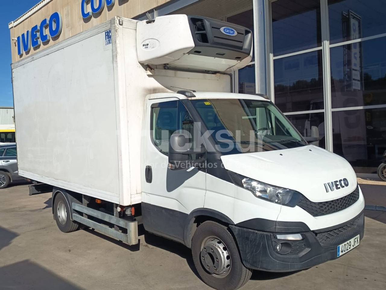 IVECO DAILY 70C15 - Kravas automašīna ar slēgto virsbūvi: foto 1 IVECO DAILY 70C15 - Kravas automašīna ar slēgto virsbūvi: foto 1