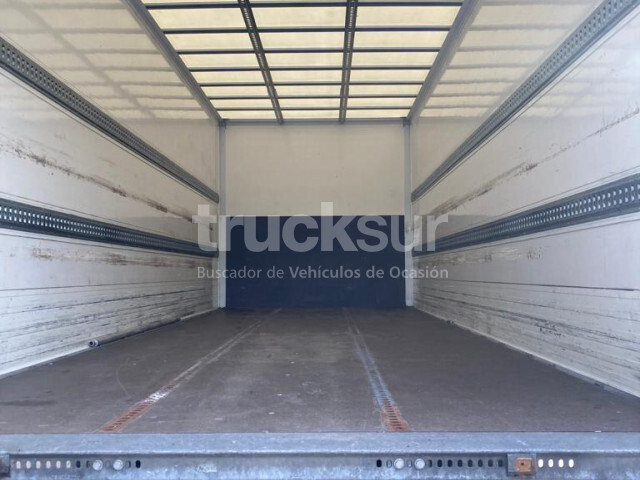 IVECO EUROCARGO 140E25 - Kravas automašīna ar slēgto virsbūvi: foto 5 IVECO EUROCARGO 140E25 - Kravas automašīna ar slēgto virsbūvi: foto 5