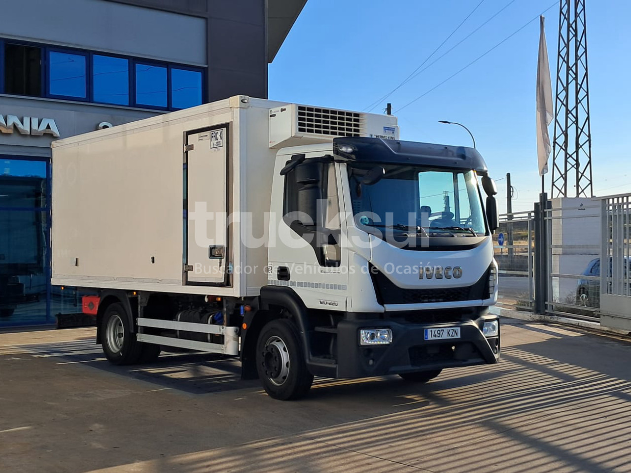 IVECO EUROCARGO FRC-X - Kravas automašīna refrižerators: foto 1 IVECO EUROCARGO FRC-X - Kravas automašīna refrižerators: foto 1