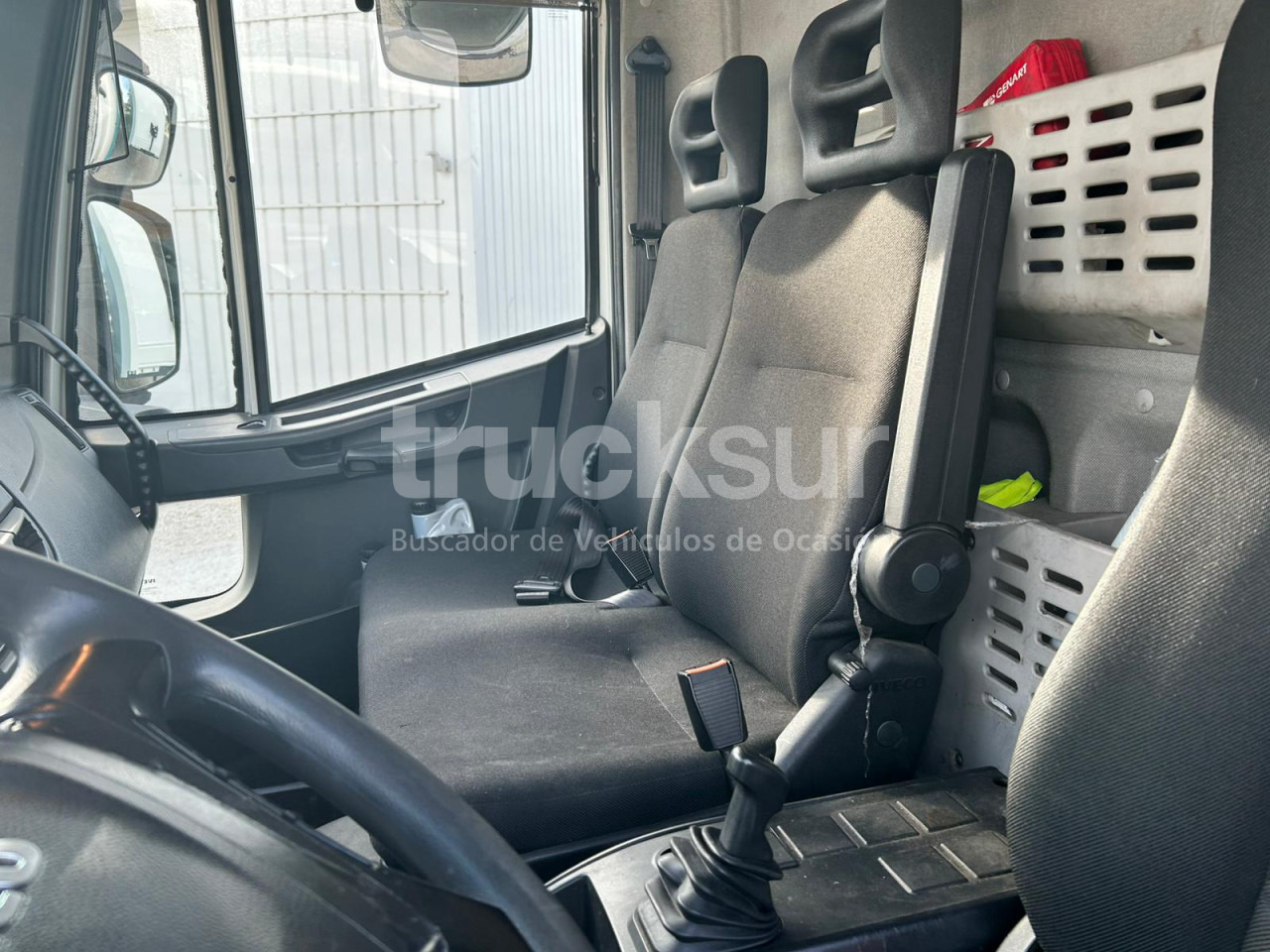 IVECO EUROCARGO ML160-250 - Kravas automašīna ar tentu: foto 5 IVECO EUROCARGO ML160-250 - Kravas automašīna ar tentu: foto 5