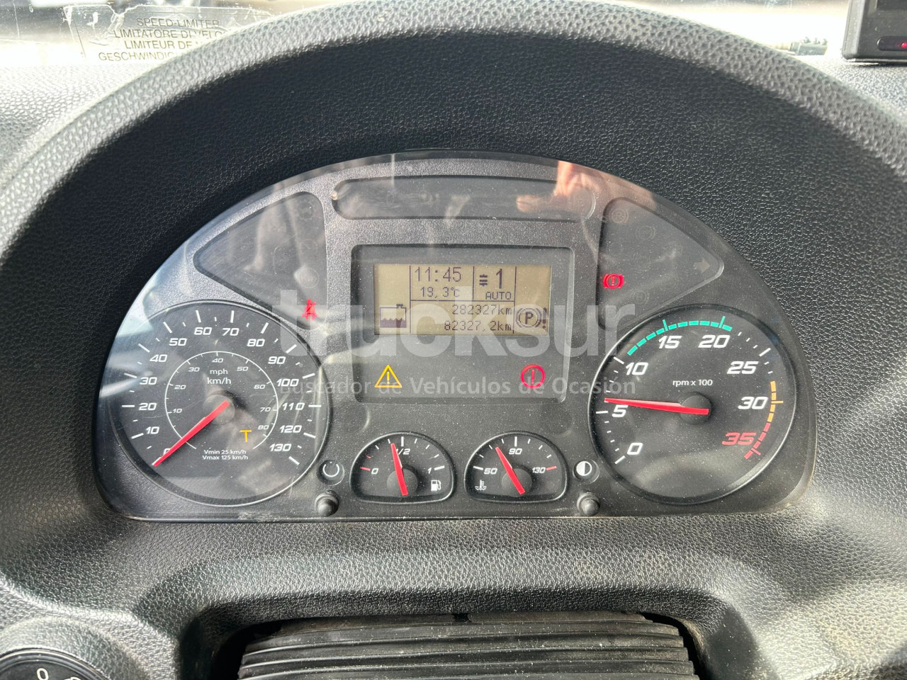 Kravas automašīna ar tentu IVECO EUROCARGO ML160-250: foto 11 Kravas automašīna ar tentu IVECO EUROCARGO ML160-250: foto 11