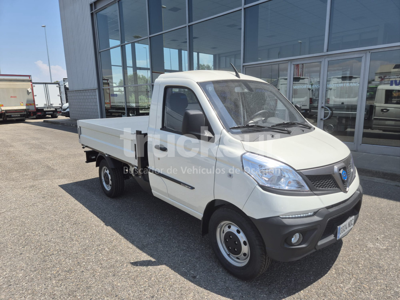 IVECO PIAGGIO PORTER 1.5I LONG RANGE - Automašīna ar kravas platformu: foto 1 IVECO PIAGGIO PORTER 1.5I LONG RANGE - Automašīna ar kravas platformu: foto 1
