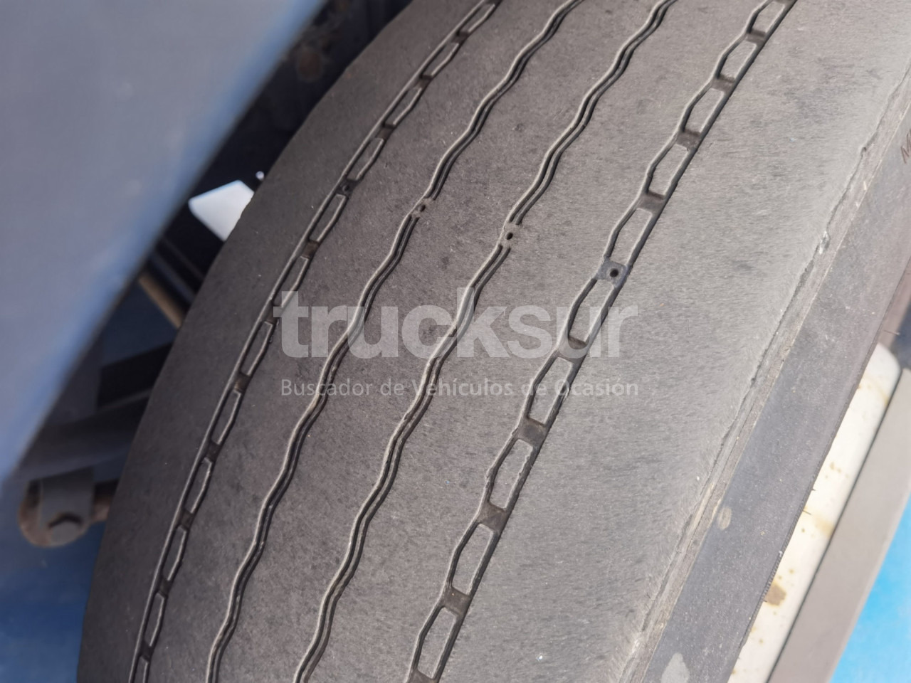 Kravas automašīna ar tentu IVECO STRALIS AD190S36: foto 13