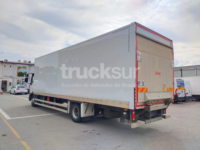 RENAULT D16.250 - Kravas automašīna ar slēgto virsbūvi: foto 4 RENAULT D16.250 - Kravas automašīna ar slēgto virsbūvi: foto 4