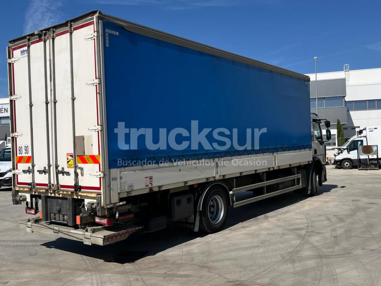 RENAULT D18.320 - Kravas automašīna ar tentu: foto 4 RENAULT D18.320 - Kravas automašīna ar tentu: foto 4