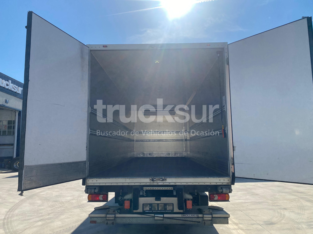 RENAULT D240.13 - Kravas automašīna refrižerators: foto 5 RENAULT D240.13 - Kravas automašīna refrižerators: foto 5