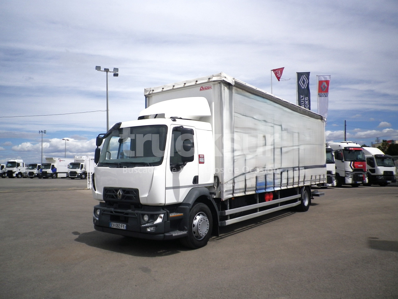 RENAULT D280.18 22P - Kravas automašīna ar tentu: foto 1 RENAULT D280.18 22P - Kravas automašīna ar tentu: foto 1