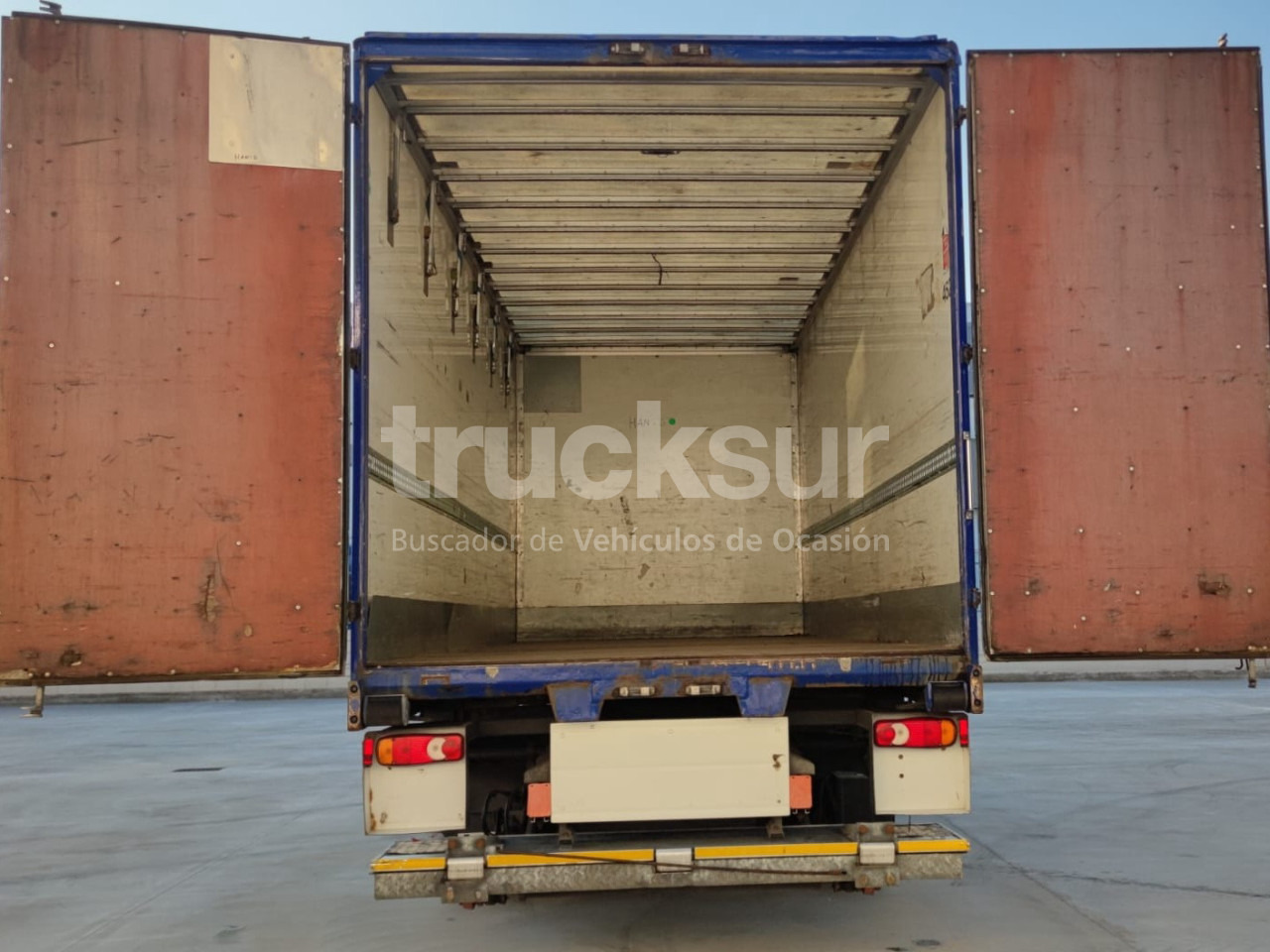RENAULT D280.18 - Kravas automašīna ar slēgto virsbūvi: foto 4 RENAULT D280.18 - Kravas automašīna ar slēgto virsbūvi: foto 4
