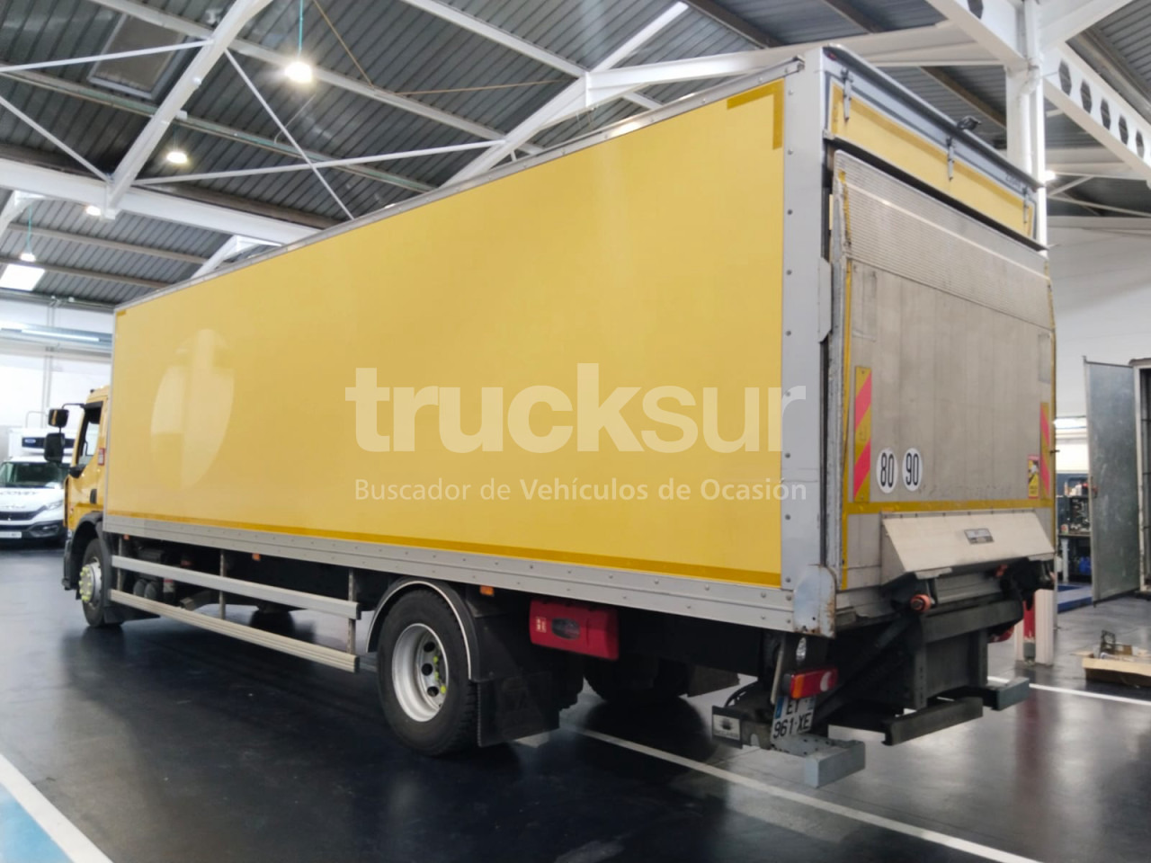 RENAULT D280.18 - Kravas automašīna ar slēgto virsbūvi: foto 3 RENAULT D280.18 - Kravas automašīna ar slēgto virsbūvi: foto 3