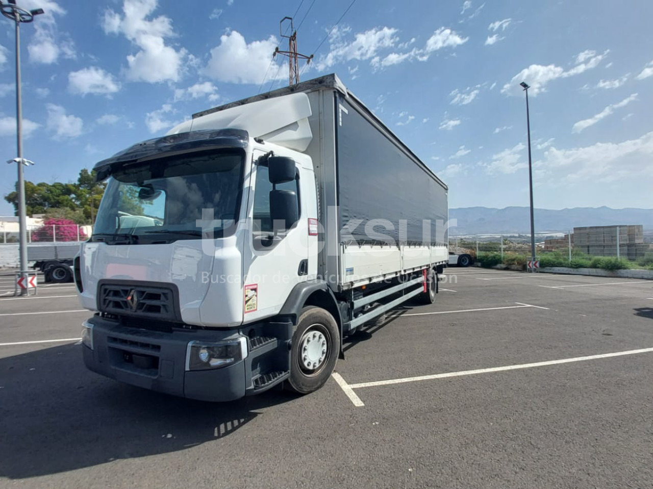 RENAULT D380.18 - Kravas automašīna ar tentu: foto 1 RENAULT D380.18 - Kravas automašīna ar tentu: foto 1