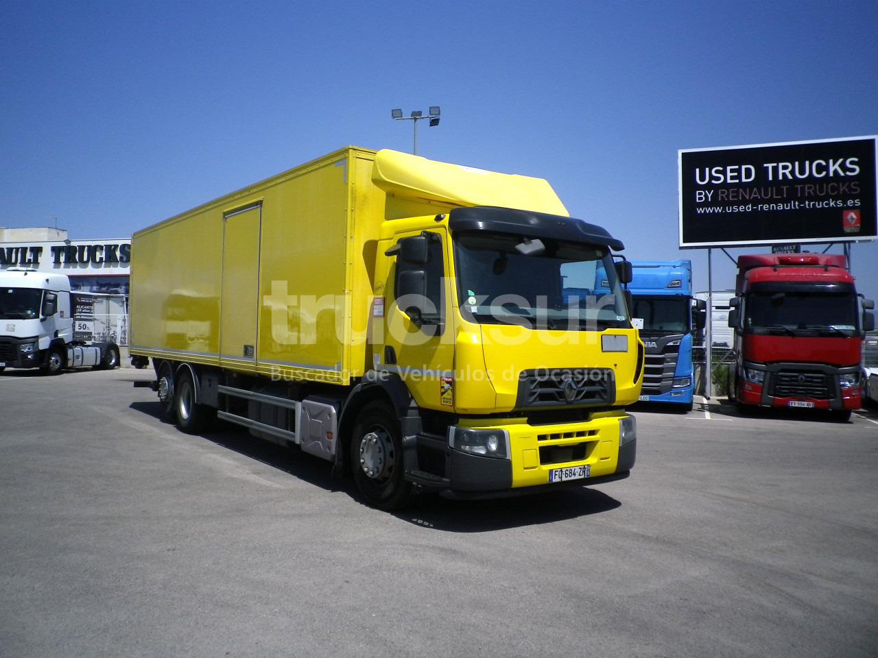 RENAULT D380.26 6X2*4 ejes 6x2*4 - Kravas automašīna ar slēgto virsbūvi: foto 2 RENAULT D380.26 6X2*4 ejes 6x2*4 - Kravas automašīna ar slēgto virsbūvi: foto 2