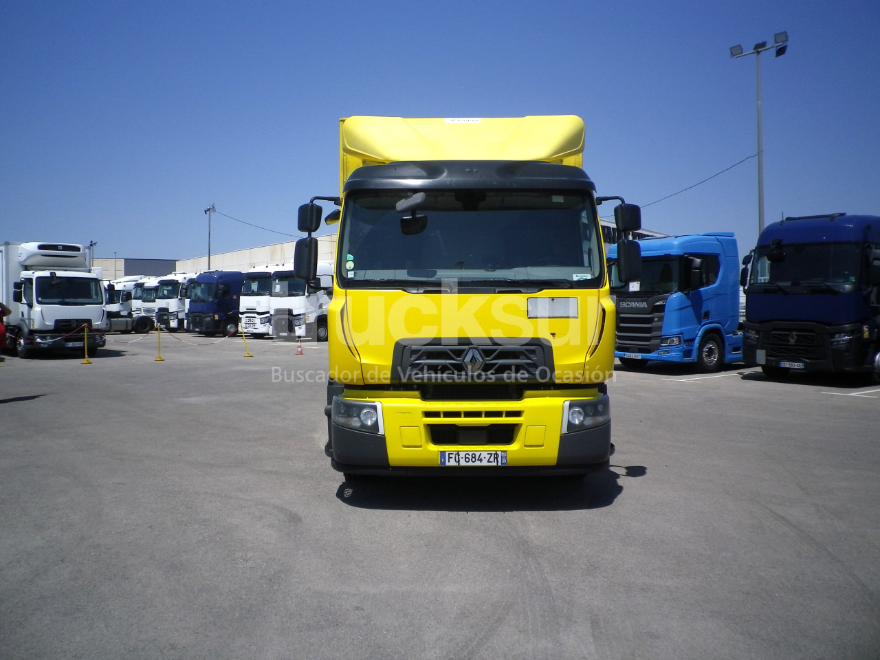 RENAULT D380.26 6X2*4 ejes 6x2*4 - Kravas automašīna ar slēgto virsbūvi: foto 3 RENAULT D380.26 6X2*4 ejes 6x2*4 - Kravas automašīna ar slēgto virsbūvi: foto 3