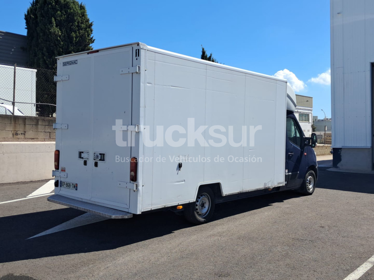 RENAULT MASTER 130.35 - Furgons ar slēgtā virsbūve: foto 4 RENAULT MASTER 130.35 - Furgons ar slēgtā virsbūve: foto 4