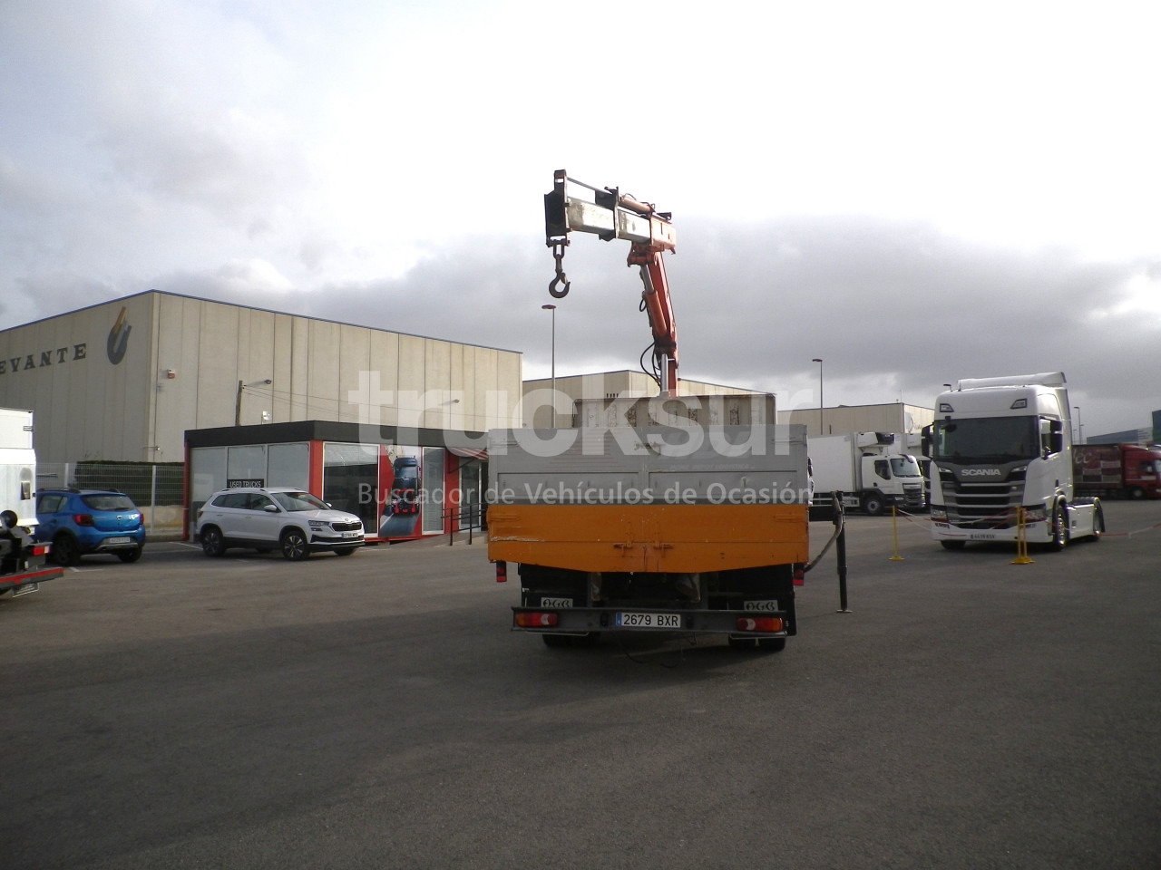 Bortu kravas automašīna/ Platforma, Kravas auto ar manipulatoru RENAULT MIDLUM 220.14C  GRUA: foto 6