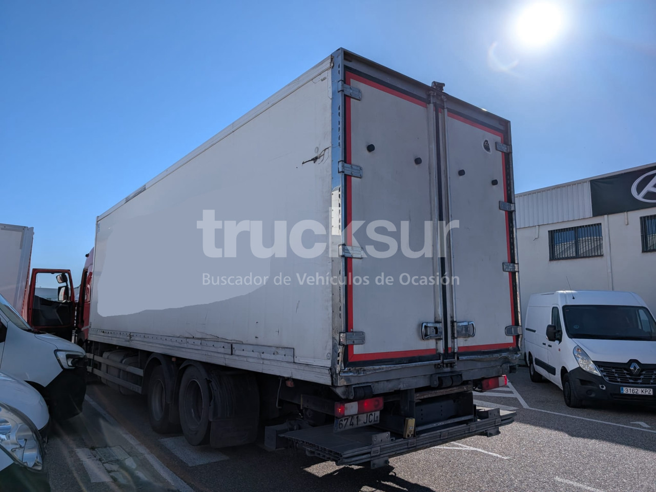 RENAULT T460 SLEEPER CAB - Kravas automašīna refrižerators: foto 3 RENAULT T460 SLEEPER CAB - Kravas automašīna refrižerators: foto 3