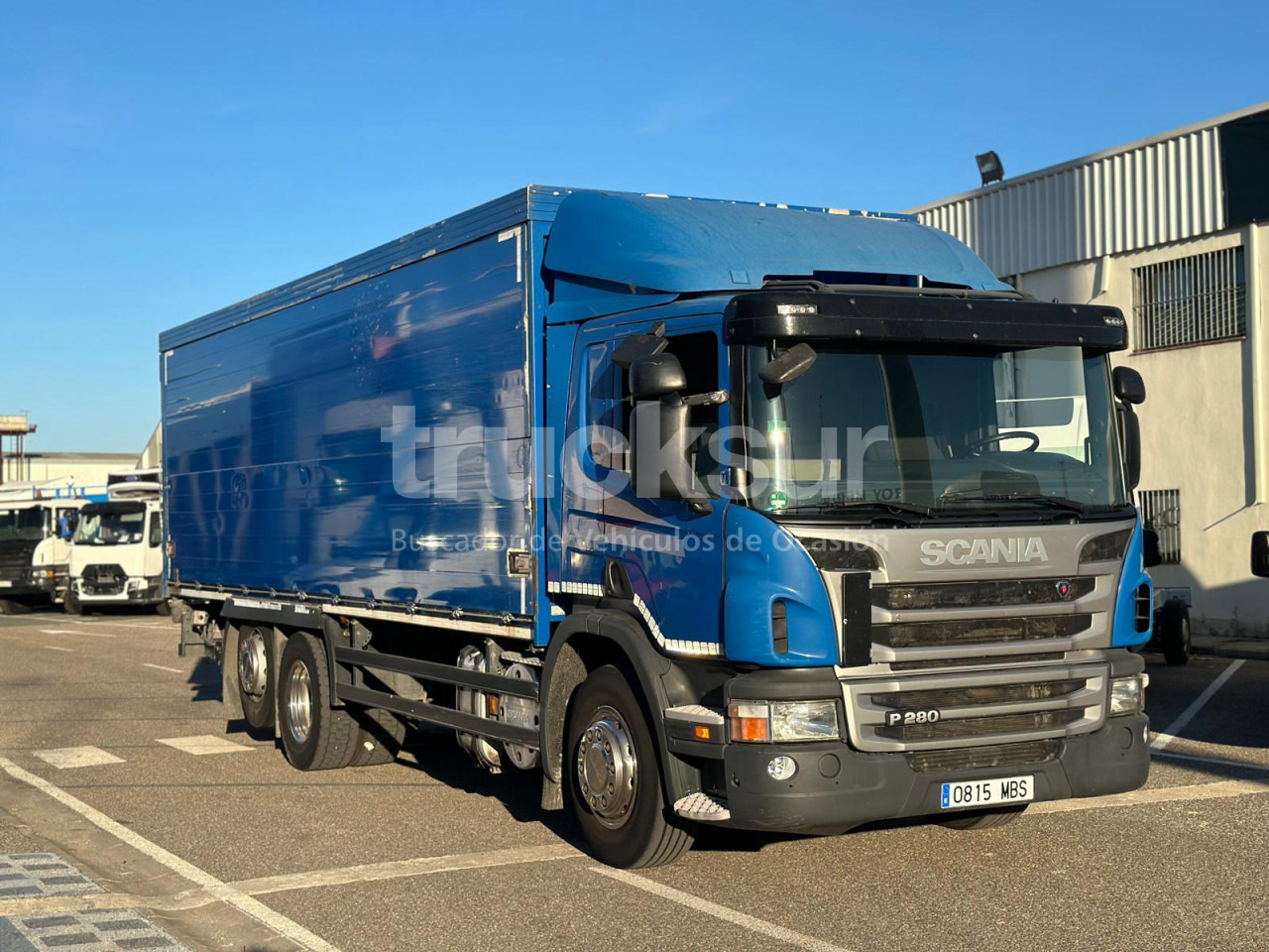 SCANIA P 280 ejes 6x2*4 - Kravas automašīna ar slēgto virsbūvi: foto 2 SCANIA P 280 ejes 6x2*4 - Kravas automašīna ar slēgto virsbūvi: foto 2