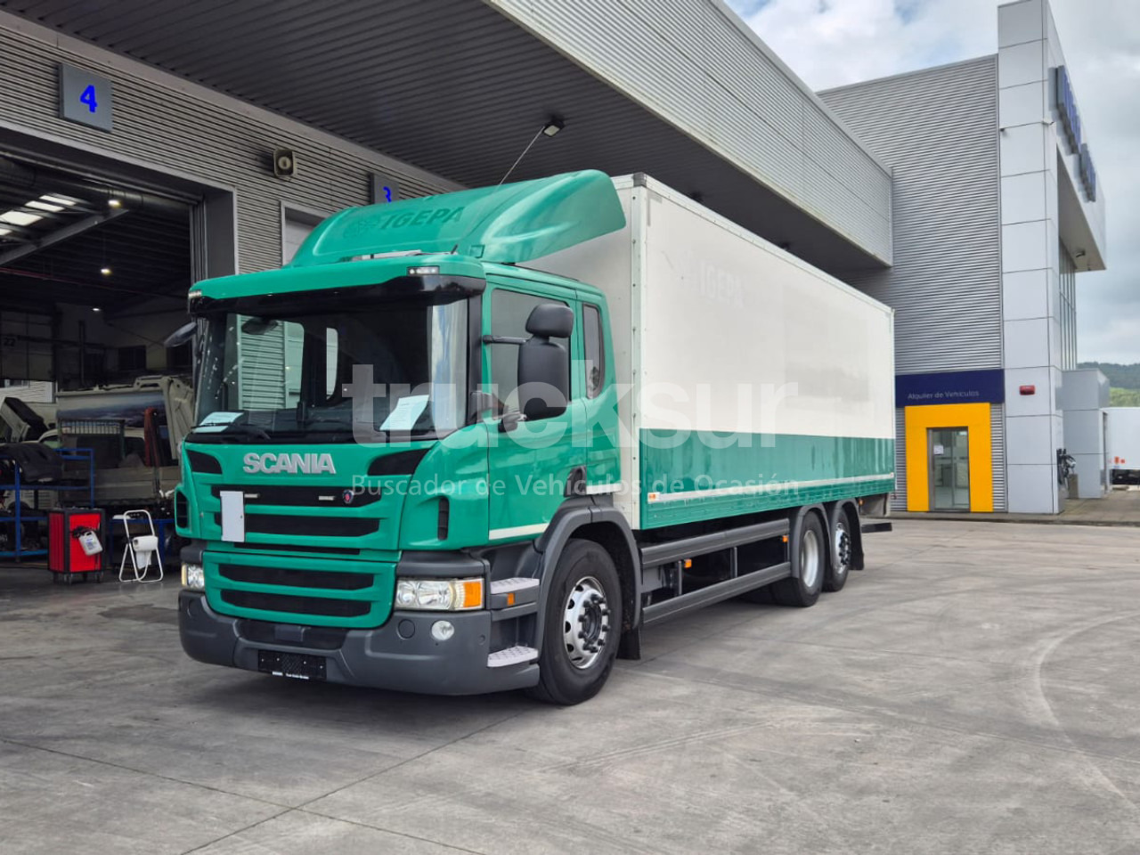 SCANIA P320.26 ejes 6x2*4 - Kravas automašīna ar tentu: foto 1 SCANIA P320.26 ejes 6x2*4 - Kravas automašīna ar tentu: foto 1