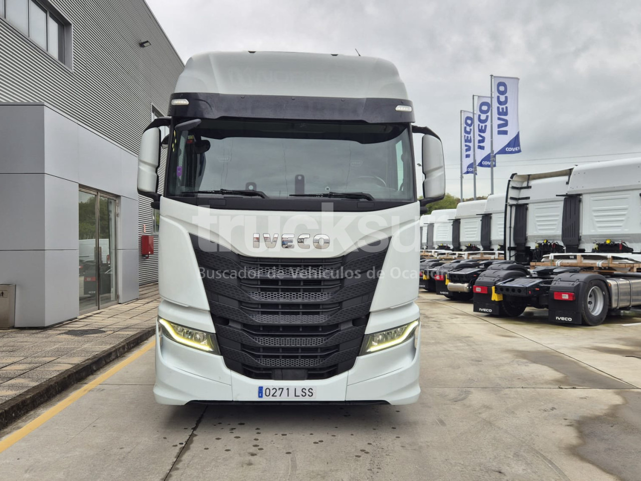 IVECO S-WAY AS440S51T/P - Vilcējs: foto 3 IVECO S-WAY AS440S51T/P - Vilcējs: foto 3