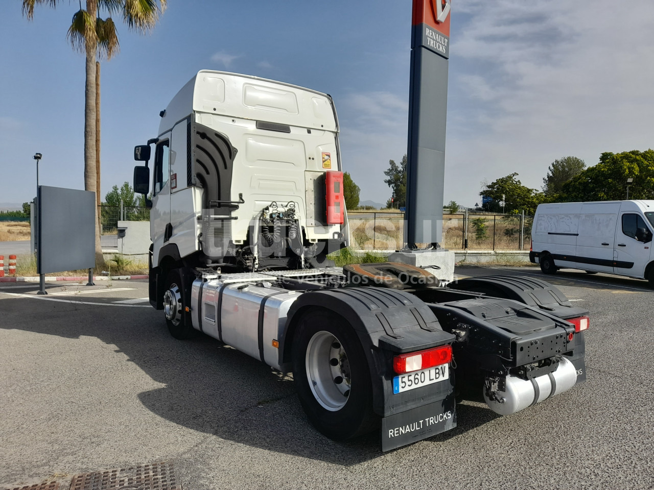 RENAULT T480 SLEEPER CAB - Vilcējs: foto 4 RENAULT T480 SLEEPER CAB - Vilcējs: foto 4
