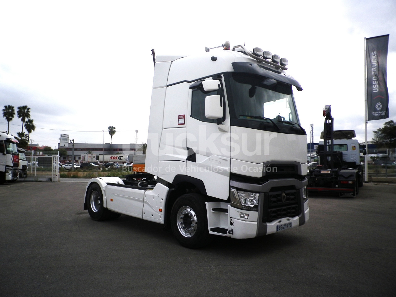 RENAULT T520 HIGH SLEEPER CAB - Vilcējs: foto 2 RENAULT T520 HIGH SLEEPER CAB - Vilcējs: foto 2