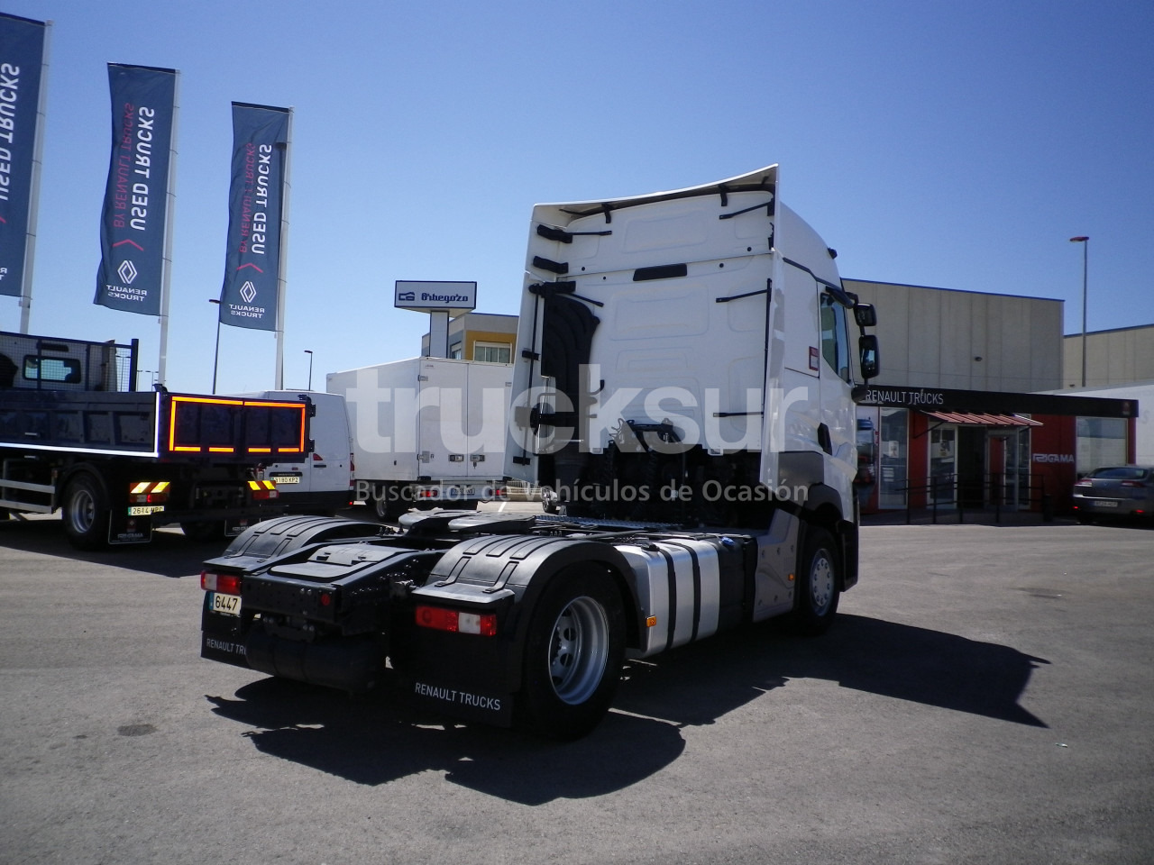 RENAULT T520 HIGH SLEEPER CAB - Vilcējs: foto 4 RENAULT T520 HIGH SLEEPER CAB - Vilcējs: foto 4