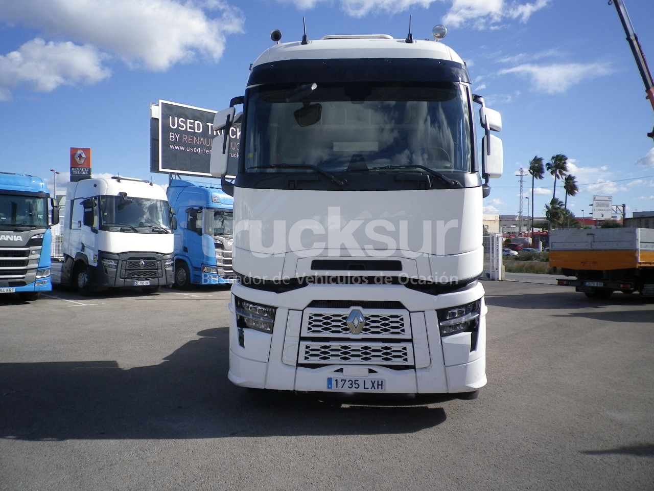 RENAULT T520 HIGH SLEEPER CAB - Vilcējs: foto 4 RENAULT T520 HIGH SLEEPER CAB - Vilcējs: foto 4