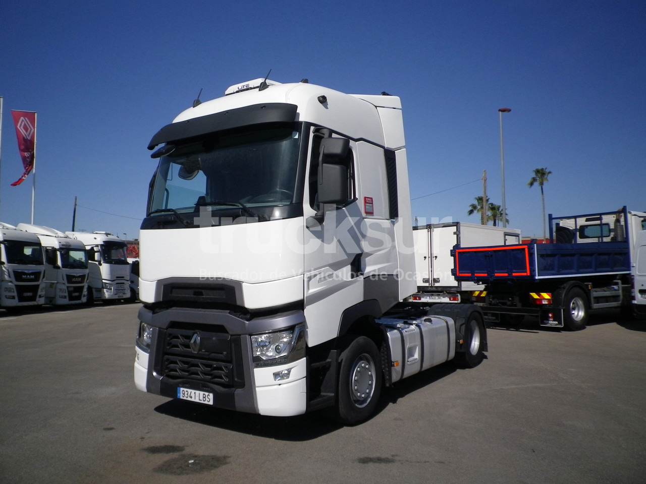 RENAULT T520 HIGH SLEEPER CAB - Vilcējs: foto 1 RENAULT T520 HIGH SLEEPER CAB - Vilcējs: foto 1